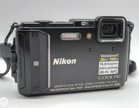 Cámara Digital Nikon Coolpix Aw130 Waterproof 16mpx No Sirve Negro