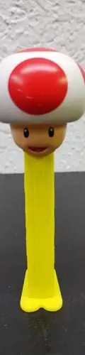Dispensador Pez Coleccionable Nintendo Super Mario Toad — Gaming vintage, años NOW