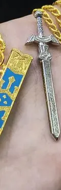 Collar Colgante Espada De Link Of Zelda Nintendo Dorado Con Azul — Coleccionables vintage, años NOW