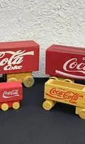 Lote Coca Cola Camiones De Madera 4-pack Varios Tamaños — Coleccionables vintage