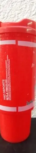 Termo/vaso Coca Cola Navideño Con Tapa Osos Toma Lo Bueno Rojo Osos Navideños — Coleccionables vintage, años NOW (foto 3)