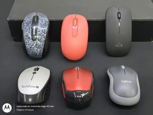 Lote Mouse Inalámbricos Microsoft Logitech 6pz Para Piezas Rojo Azul Negro — Tech vintage, años NOW