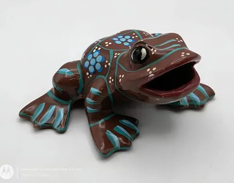 Artesanía Rana De Barro Horneado Pintada A Mano Vintage 19cm Terracota