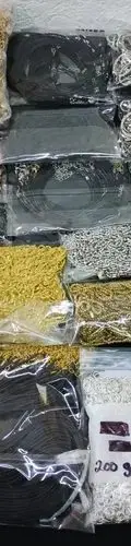 Lote Insumos De Bisuteria Cadena Dijes Ganchos Argollas 8kg — Coleccionables vintage (foto 3)