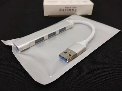 Divisor De Estación De Acoplamiento Usb 3.0 Hub 4 Puertos — Tech vintage, años NOW
