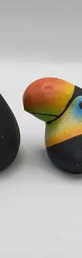 Familia De Tucanes Hechos De Barro/arcilla Vintage Colección Negro Naranja Amarillo Verde Azul Blanco — Coleccionables vintage (foto 5)