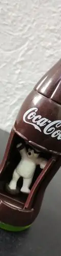 Botella De Cuerda Coca Cola Con Oso Polar Giratorio Año 2000 — Coleccionables vintage, años NOW