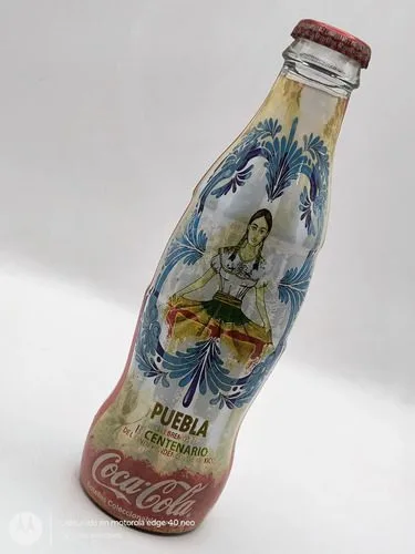 Botella Coca Cola Bicentenario 17 Puebla Año 2010 Sellada Botella Coca Cola Bicentenario 17 De 32 Puebla Año 2010 Sellada De Colección — Coleccionables vintage, años NOW