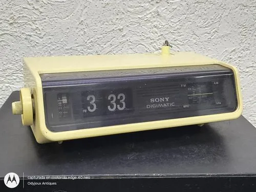 Radio Despertador Sony Digimatic Flipclock 7 Trans Tfm-c380w Beige — Audio vintage, años 60s