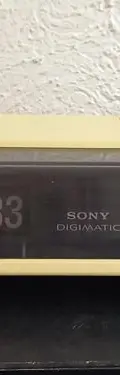Radio Despertador Sony Digimatic Flipclock 7 Trans Tfm-c380w Beige — Audio vintage, años 60s (foto 3)