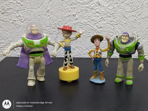 Lote 4 Figuras Toy Story Disney Buzz Jessy Woody Año 2000 — Coleccionables vintage, años NOW