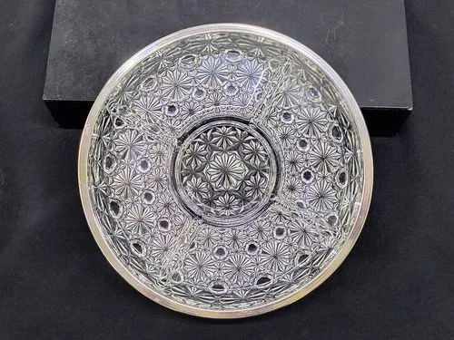 Plato Vintage Vidrio Prensado Filo Plata Botanero 60's 25cm Transparente — Decoración vintage, años 60s