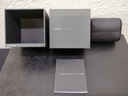 Caja/estuche De Reloj Marc Jacobs Usado Original Negro — Coleccionables vintage, años NOW