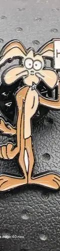 Pin Broche Metalico Coyote Help Looney Tunes Retro 3cm Chocolate Coyote Help Looney Tunes — Coleccionables vintage (foto 2)