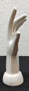 Exhibidores De Mano Plástico Para Anillo Pulsera 3pzas Usado Blanco — Coleccionables vintage (foto 3)