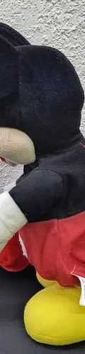 Peluche Mickey Mouse Con Rosa Waldo's Dolar Mart No Funciona Negro Con Rojo Y Amarillo — Coleccionables vintage, años 90s (foto 2)