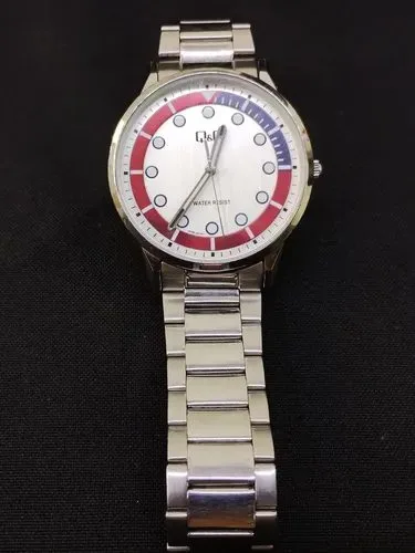 Reloj Q&q Análogo Mod.q50b-001py Acero Inox Hombre Original Plateado Plateado Blanco — Coleccionables vintage