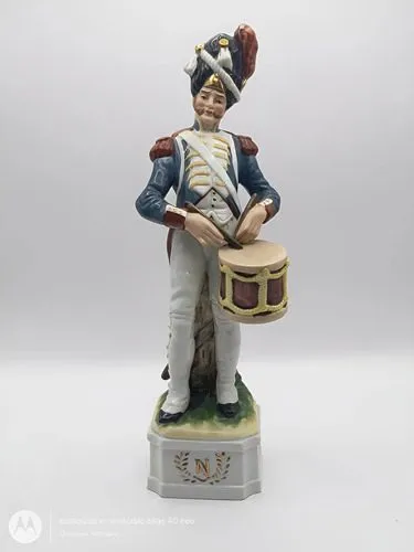 Estatua De Porcelana Soldado Napoleonico Tamborilero Vintage Azul Acero