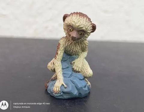 Figura Suri De Pelicula Dinosaurios Disney Vintage Original