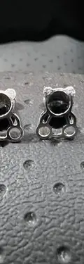 Aretes Broquel Oso Con Zirconia Negra En Plata Fina .925 Negro — Coleccionables vintage (foto 5)