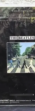 Tarjeta Postal The Beatles Abbey Road Monster Factory 2009 — Coleccionables vintage, años NOW (foto 2)