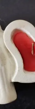 Figura Cerámica Botella Coca Cola Con Vela De Corazon Usado — Coleccionables vintage (foto 3)