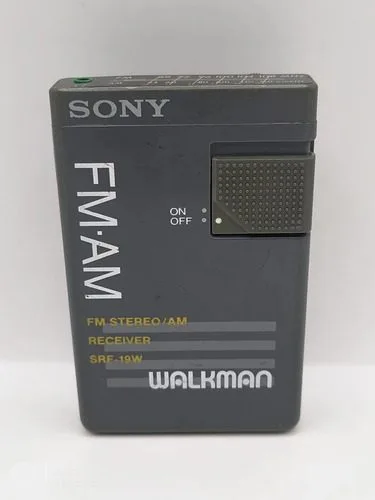 Receptor De Radio Sony Walkman Srf-19w Fm/am De Colección Gris Oscuro