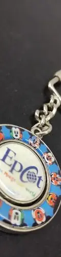 Llavero De Colección Epcot Disney Metálico Giratorio 3.8cm Azul, Rojo Y Blanco — Coleccionables vintage (foto 4)
